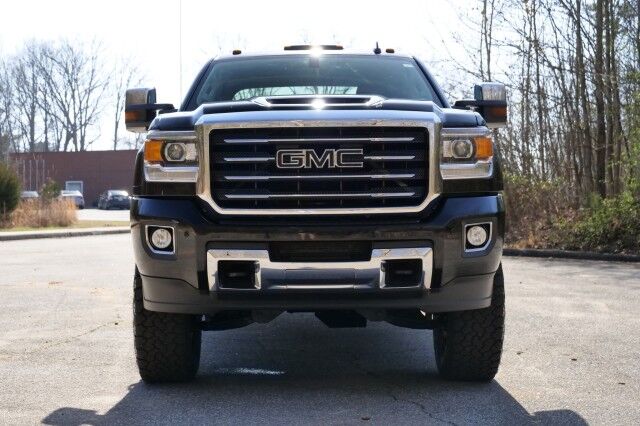 2017 GMC Sierra 2500HD SLT 4X4 / Duramax Diesel / Heated Seats! High Point NC