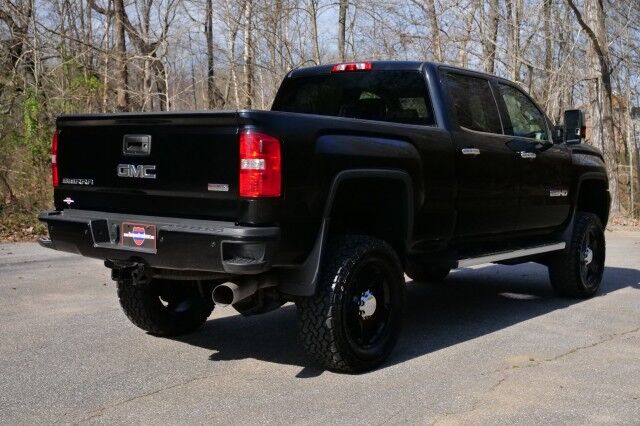 2017 GMC Sierra 2500HD SLT 4X4 / Duramax Diesel / Heated Seats! High Point NC