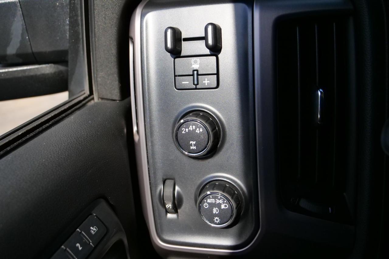 2017 GMC Sierra 2500HD SLT 4X4 / Duramax Diesel / Heated Seats! Lincolnton NC