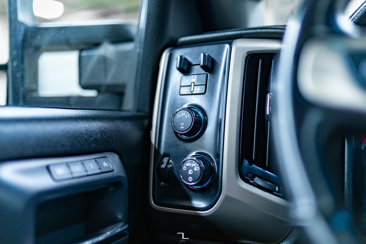 2017 GMC Sierra 3500 4x4 Crew Cab Denali HD Diesel Leather Roof Nav Red Deer AB