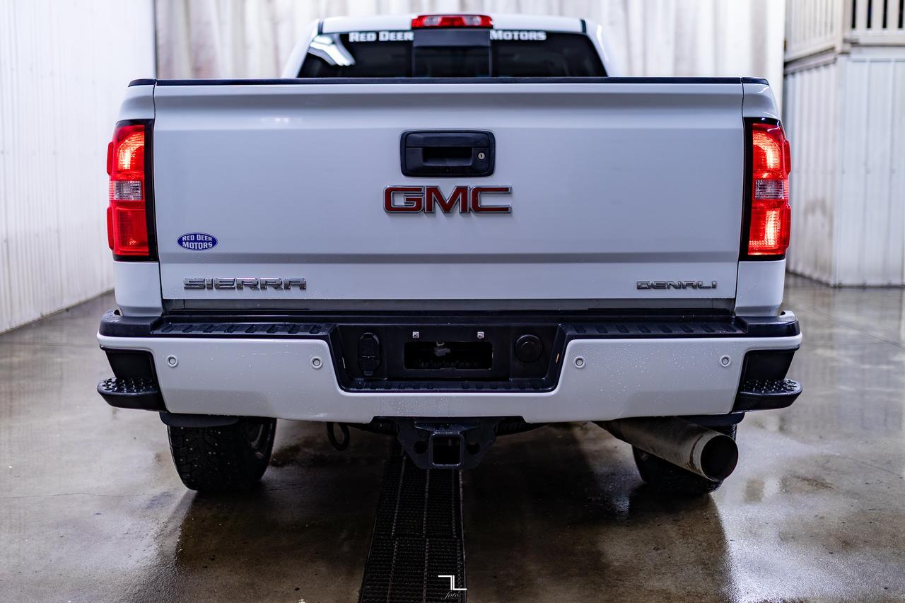 2017 GMC Sierra 3500 4x4 Crew Cab Denali HD Diesel Leather Roof Nav Red Deer AB