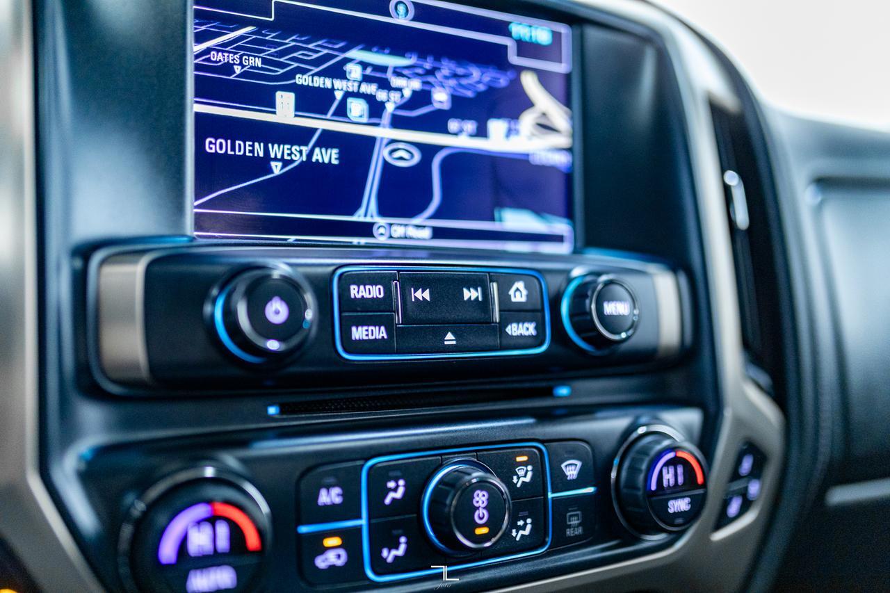 2017 GMC Sierra 3500 4x4 Crew Cab Denali HD Diesel Leather Roof Nav Red Deer AB