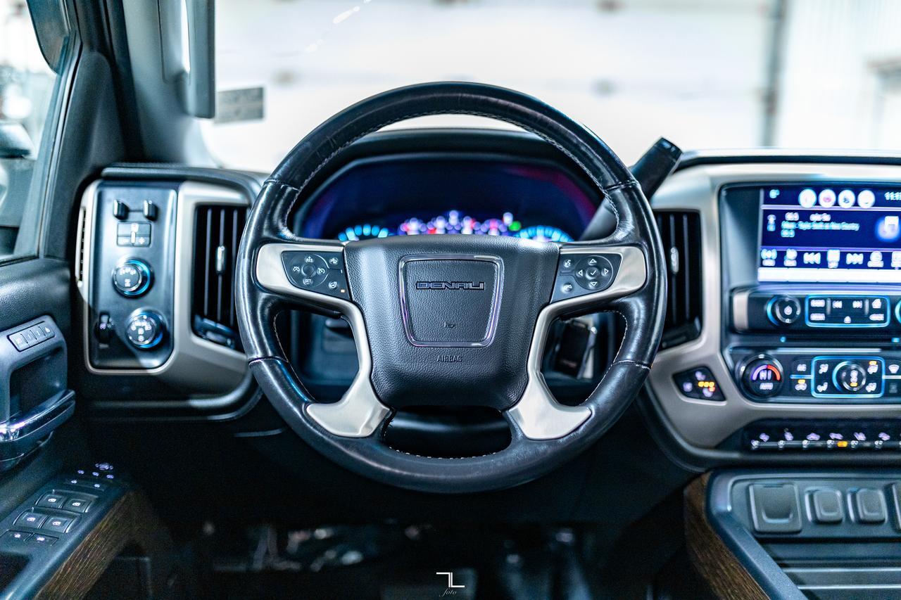 2017 GMC Sierra 3500 4x4 Crew Cab Denali HD Diesel Leather Roof Nav Red Deer AB