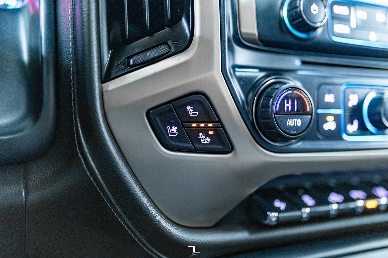 2017 GMC Sierra 3500 4x4 Crew Cab Denali HD Diesel Leather Roof Nav Red Deer AB