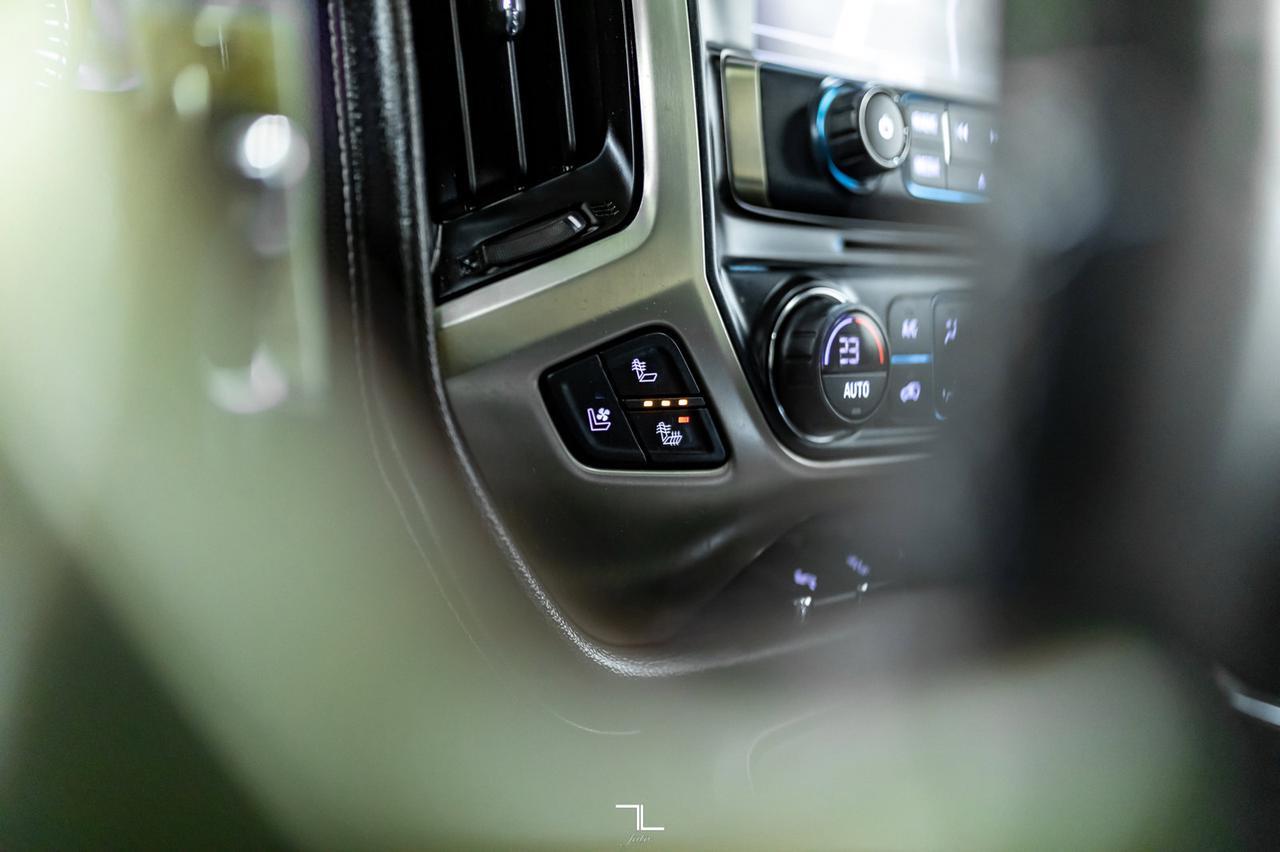 2017 GMC Sierra 3500 4x4 Crew Cab Denali HD Diesel Leather Roof Nav Red Deer AB