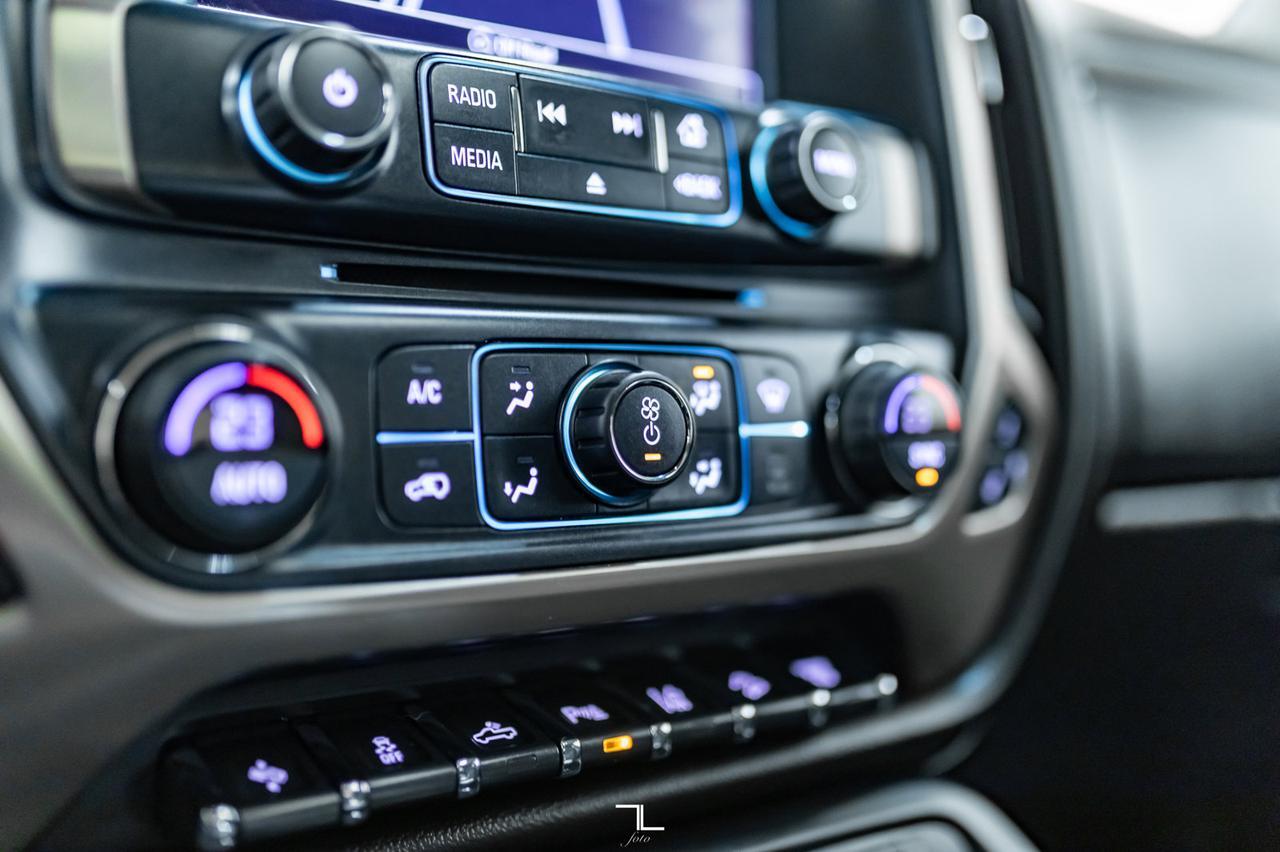 2017 GMC Sierra 3500 4x4 Crew Cab Denali HD Diesel Leather Roof Nav Red Deer AB