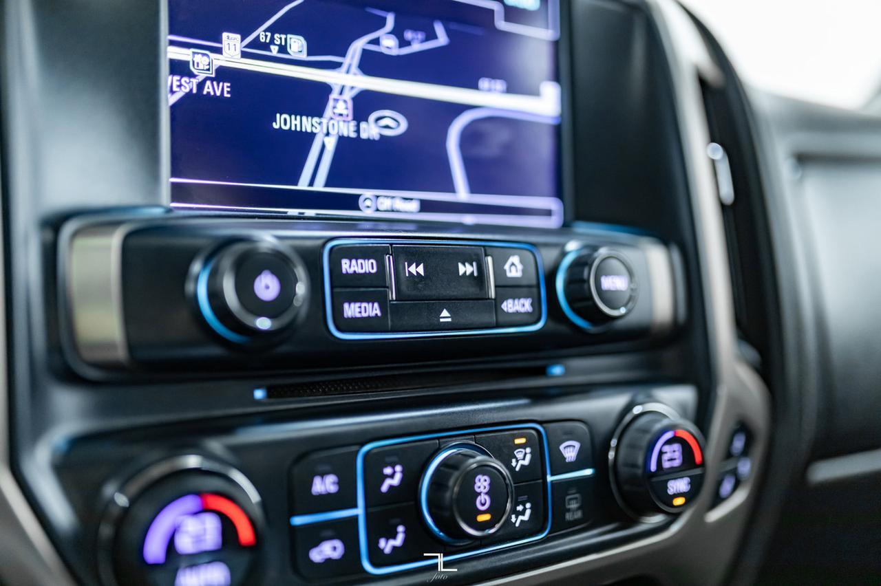 2017 GMC Sierra 3500 4x4 Crew Cab Denali HD Diesel Leather Roof Nav Red Deer AB