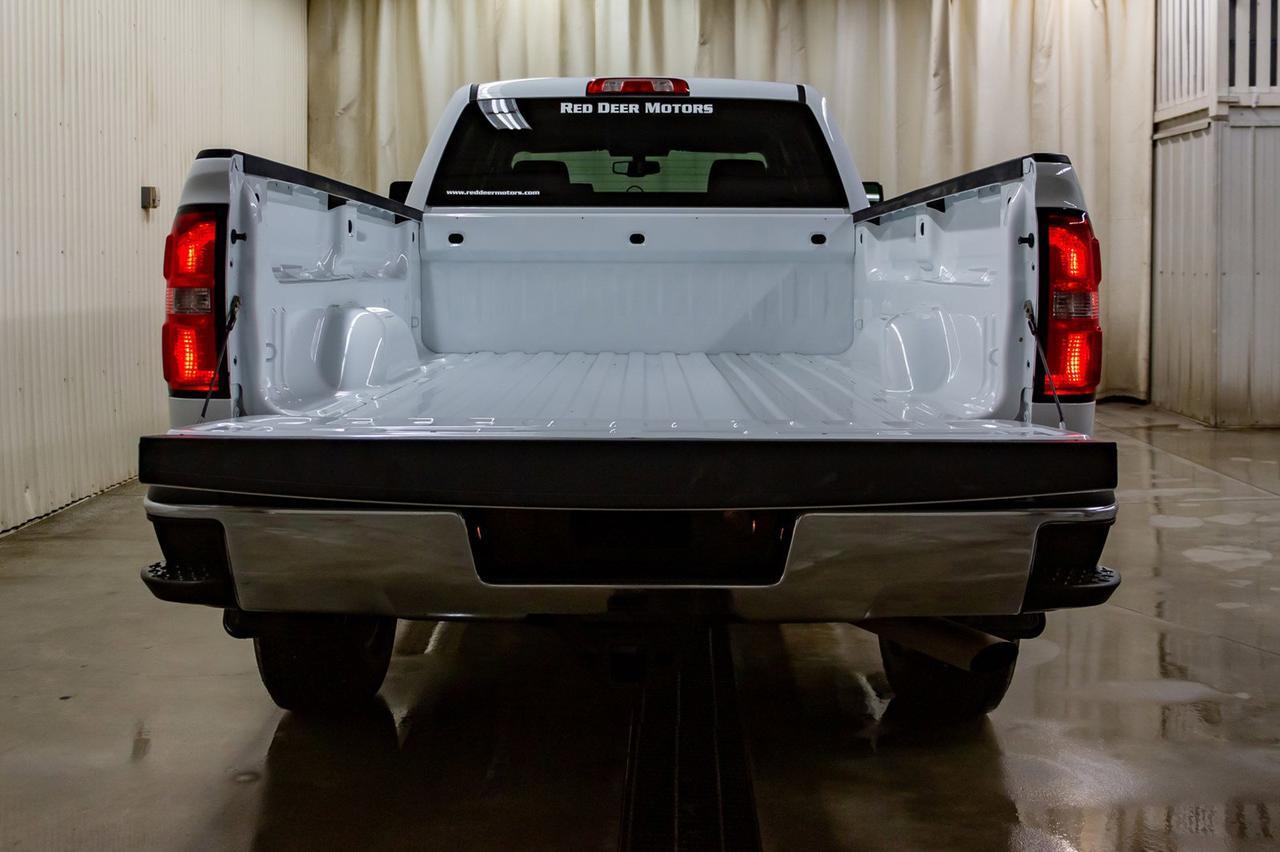 2017 GMC Sierra 3500HD 4x4 Crew Cab SLE Longbox BCam Red Deer AB