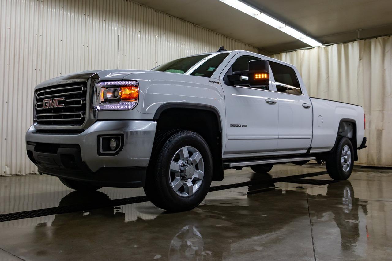2017 GMC Sierra 3500HD 4x4 Crew Cab SLE Longbox BCam Red Deer AB