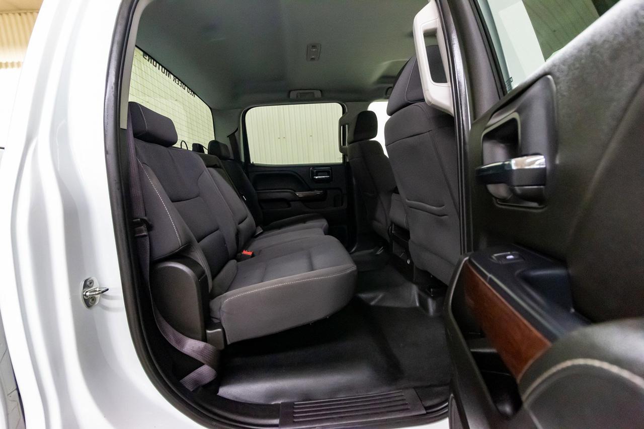 2017 GMC Sierra 3500HD 4x4 Crew Cab SLE Longbox BCam Red Deer AB