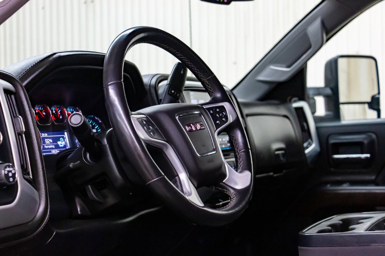 2017 GMC Sierra 3500HD 4x4 Crew Cab SLE Longbox BCam Red Deer AB