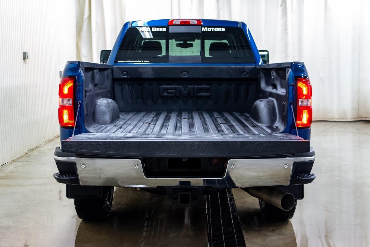 2017 GMC Sierra 3500HD 4x4 Crew Cab SLE Z71 Diesel BCam Red Deer AB