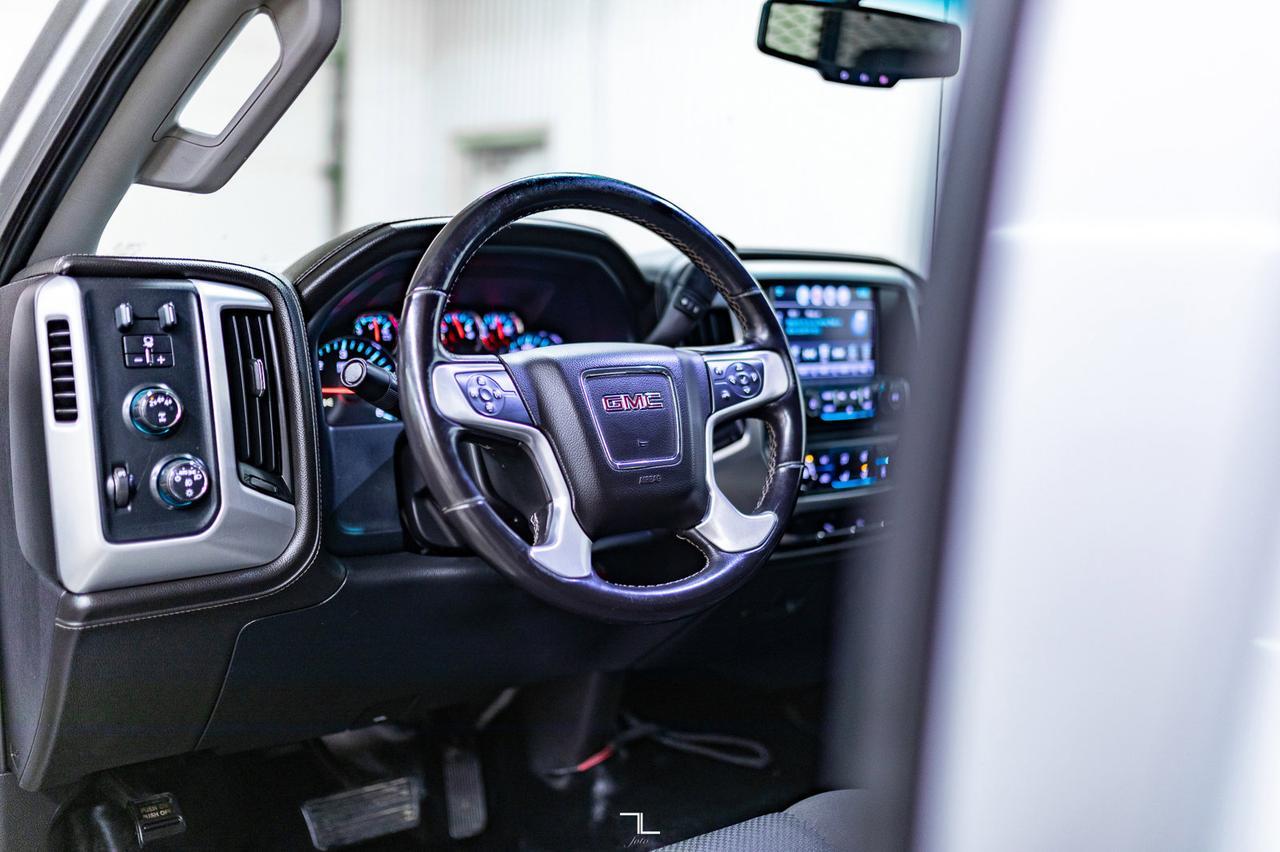 2017 GMC Sierra 3500HD 4x4 Reg Cab SLE Dually Deck Cabinets Red Deer AB