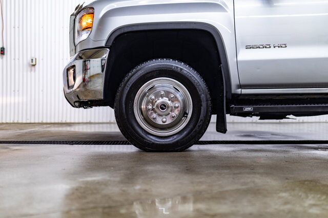 2017 GMC Sierra 3500HD 4x4 Reg Cab SLE Dually Deck Cabinets Red Deer AB