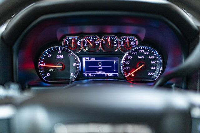 2017 GMC Sierra 3500HD 4x4 Reg Cab SLE Dually Deck Cabinets Red Deer AB