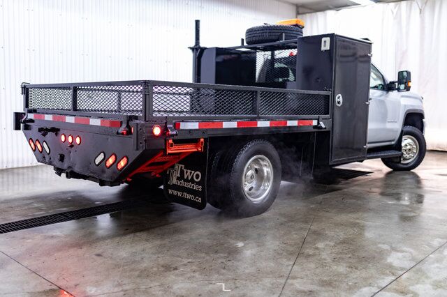 2017 GMC Sierra 3500HD 4x4 Reg Cab SLE Dually Deck Cabinets Red Deer AB
