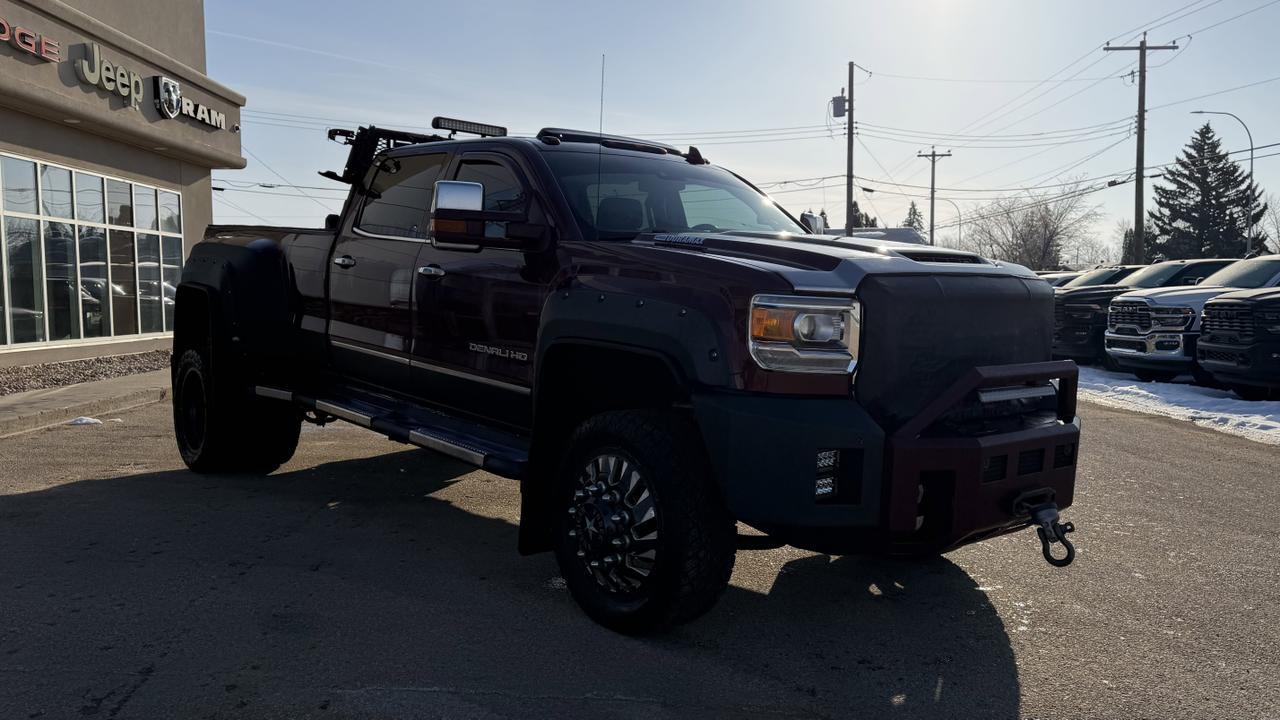 2017 GMC Sierra 3500HD Denali Redwater AB