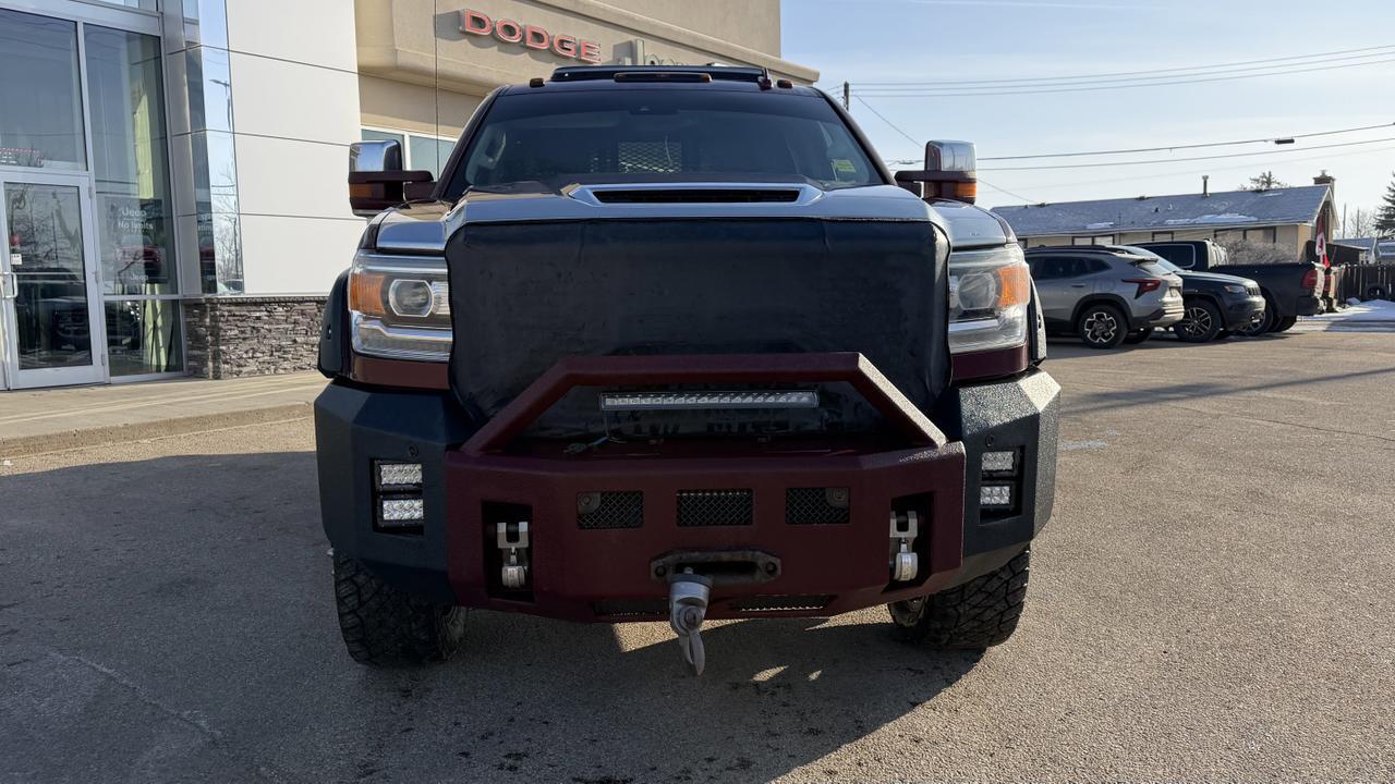 2017 GMC Sierra 3500HD Denali Redwater AB