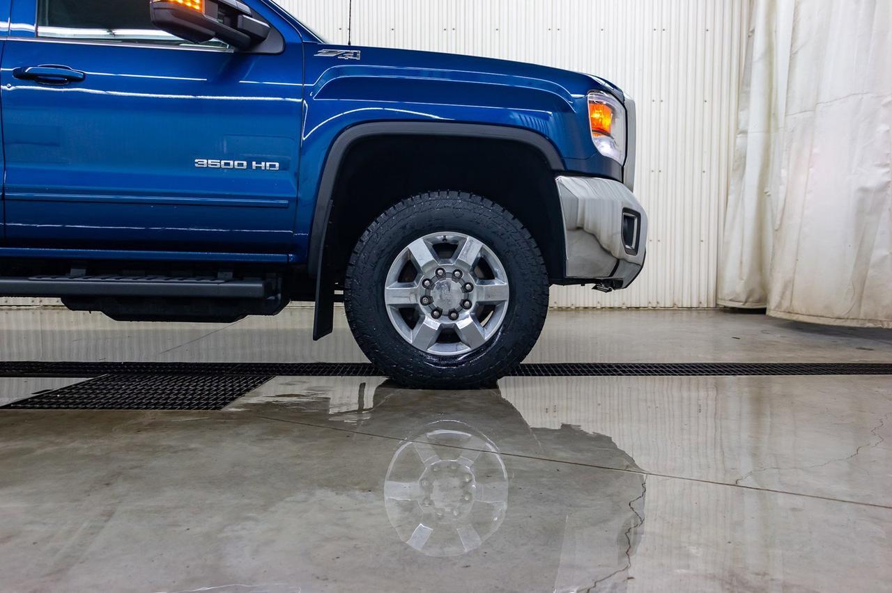 2017 GMC Sierra 3500HD SLE Red Deer AB