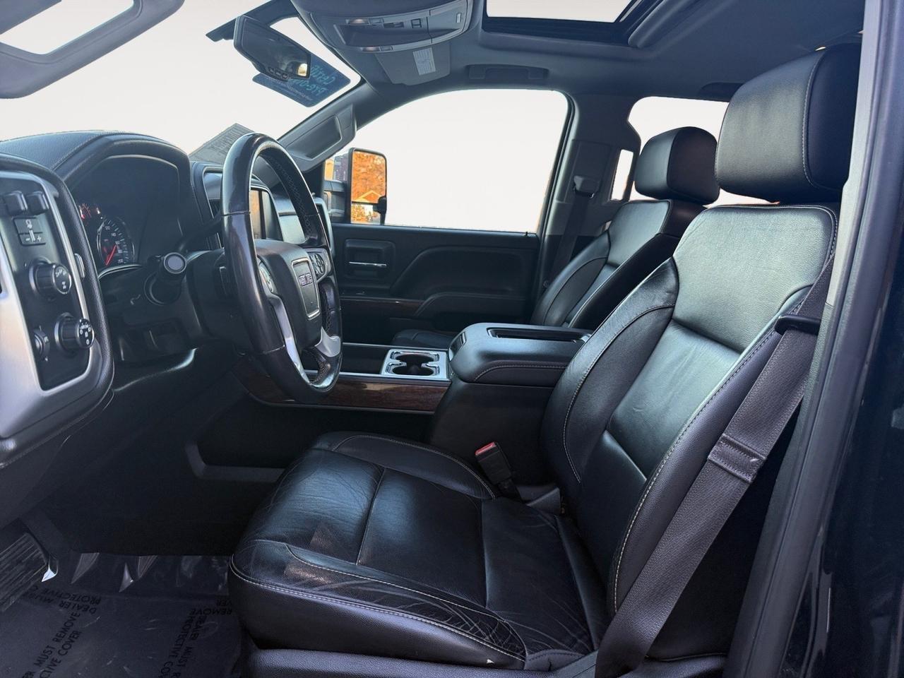 2017 GMC Sierra 3500HD SLT, HEATED SEATS, SUNROOF, BLUETOOTH, REAR BUMPER SET, TOW PACKAGE, POWER FOLDING AND MANUAL EXTENDING MIRRORS, REMOTE KEYLESS ENTRY, WIFI, TINTED GLASS, RUNNING BOARDS, FENDER FLARES, LOW MILES!