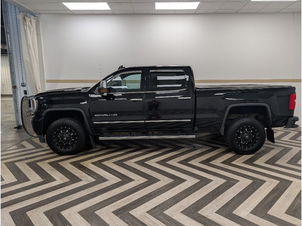 2017 GMC Sierra Denali Diesel
