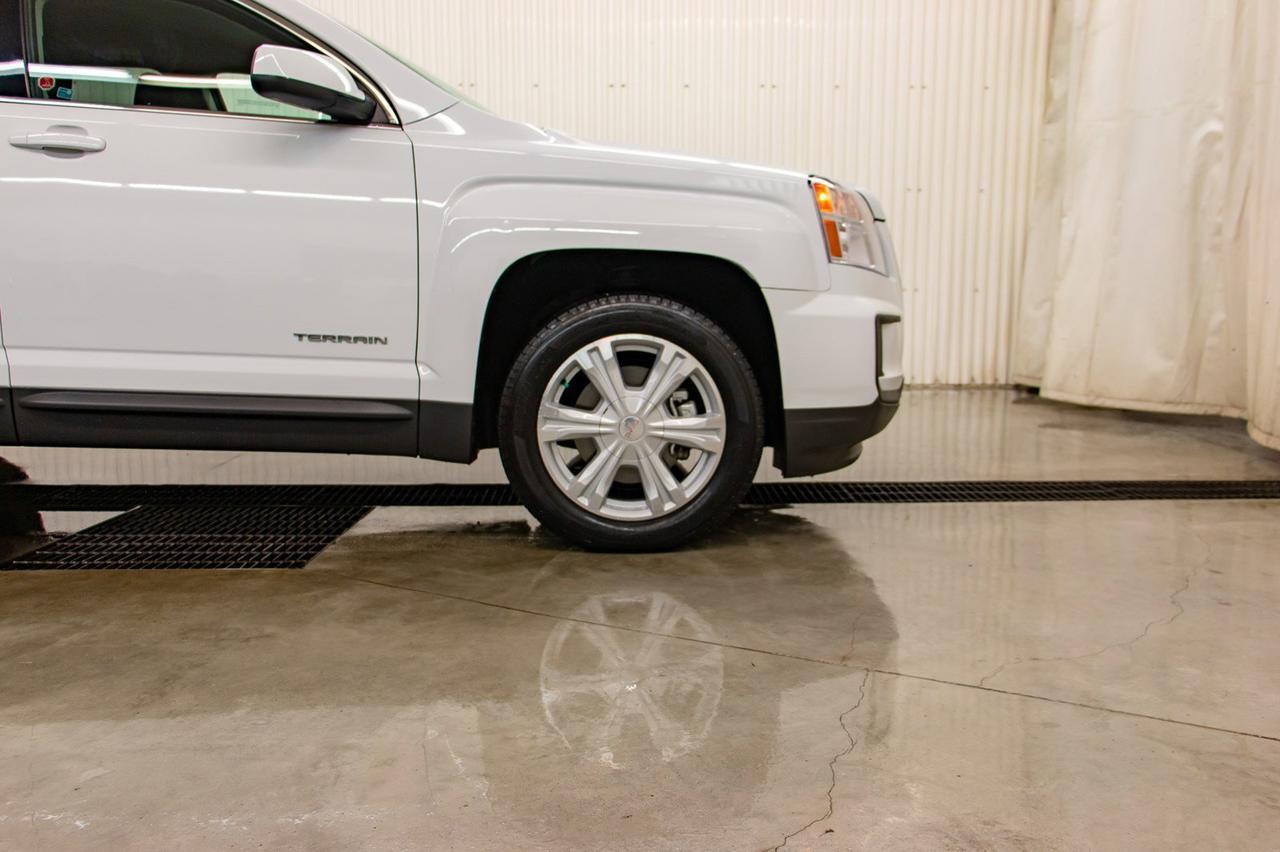 2017 GMC Terrain AWD SLE BCam Red Deer AB
