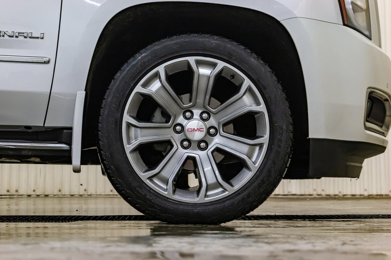 2017 GMC Yukon AWD Denali 3rd Row Leather Roof Nav Red Deer AB