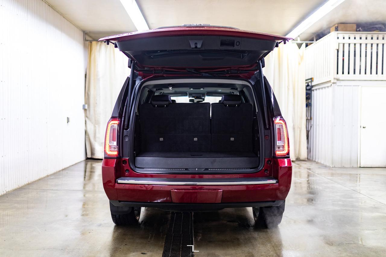 2017 GMC Yukon AWD Denali Leather Roof Nav BCam Red Deer AB