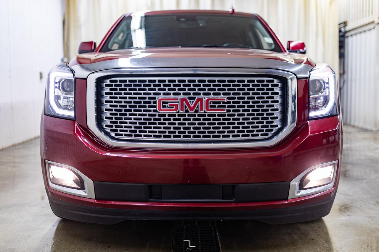 2017 GMC Yukon AWD Denali Leather Roof Nav BCam Red Deer AB