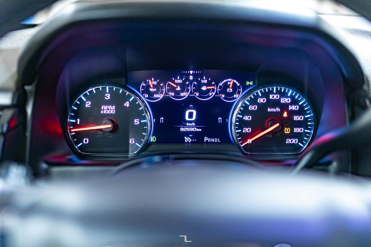 2017 GMC Yukon AWD Denali Leather Roof Nav BCam Red Deer AB