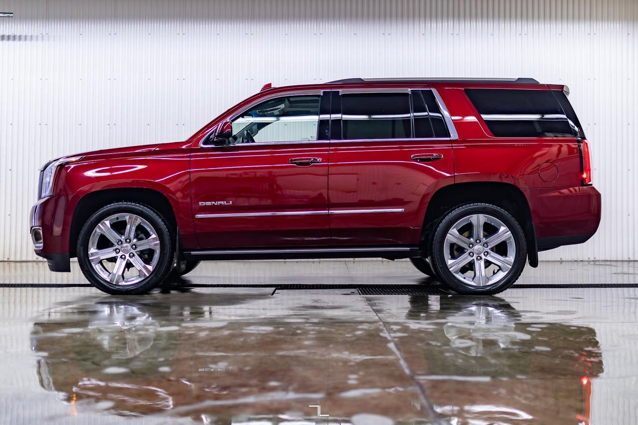 2017 GMC Yukon AWD Denali Leather Roof Nav BCam Red Deer AB