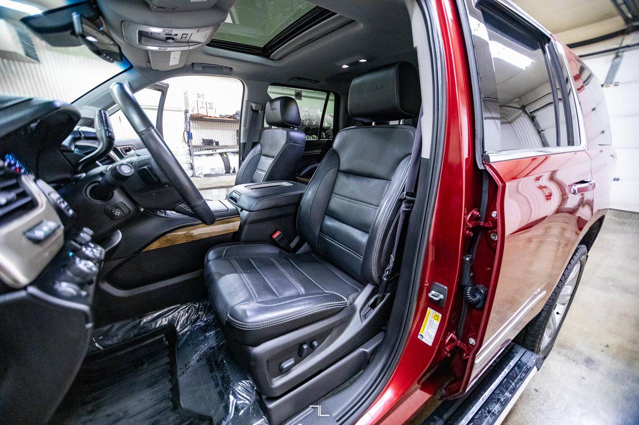 2017 GMC Yukon AWD Denali Leather Roof Nav BCam Red Deer AB