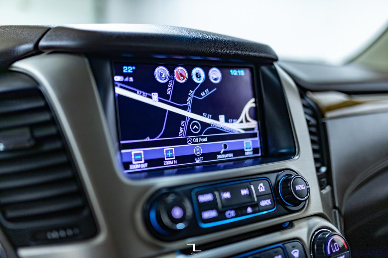 2017 GMC Yukon AWD Denali Leather Roof Nav BCam Red Deer AB