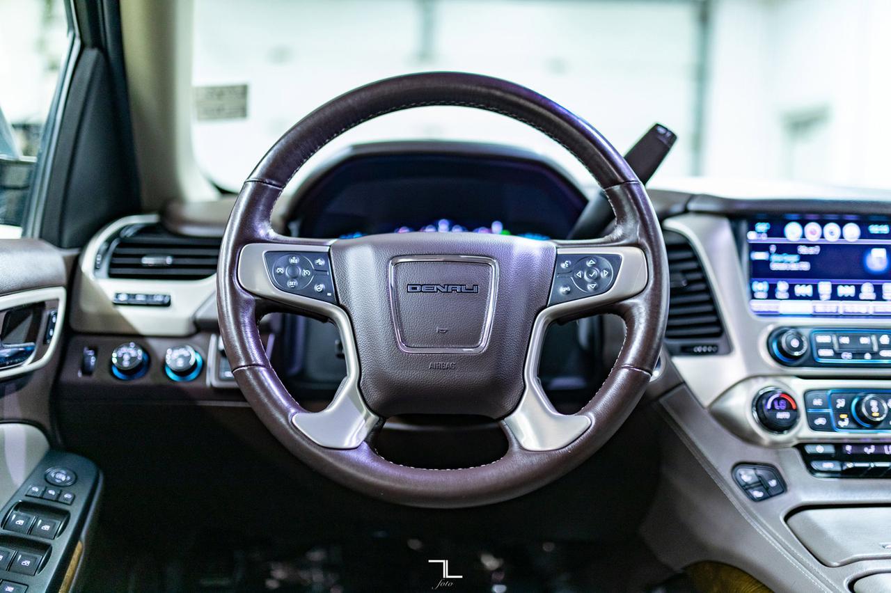 2017 GMC Yukon AWD Denali Leather Roof Nav BCam Red Deer AB