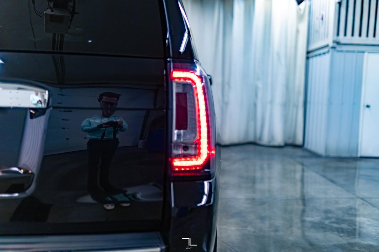 2017 GMC Yukon AWD Denali Leather Roof Nav BCam Red Deer AB