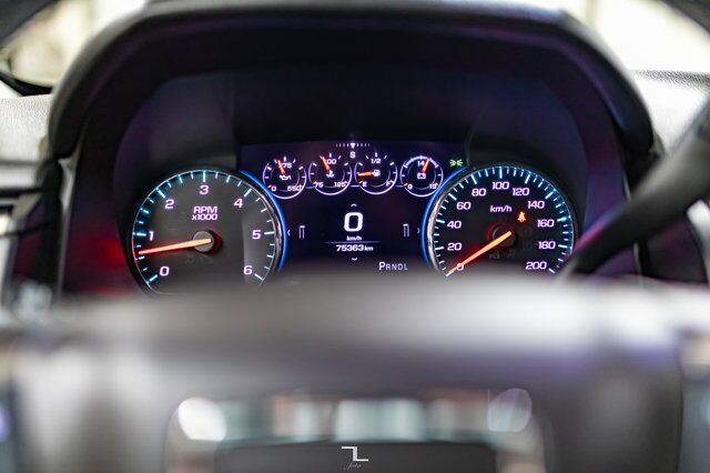 2017 GMC Yukon AWD Denali Leather Roof Nav BCam Red Deer AB