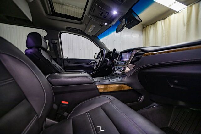 2017 GMC Yukon AWD Denali Leather Roof Nav BCam Red Deer AB