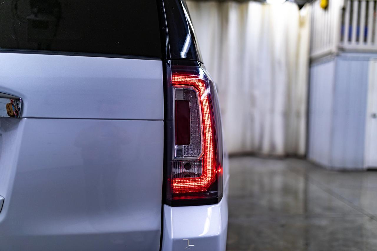 2017 GMC Yukon AWD Denali Leather Roof Nav BCam TV Red Deer AB