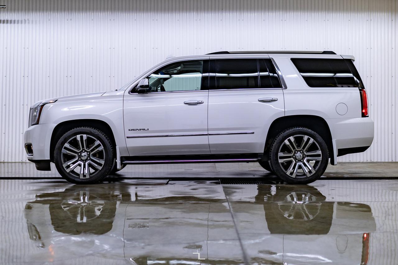 2017 GMC Yukon AWD Denali Leather Roof Nav BCam TV Red Deer AB