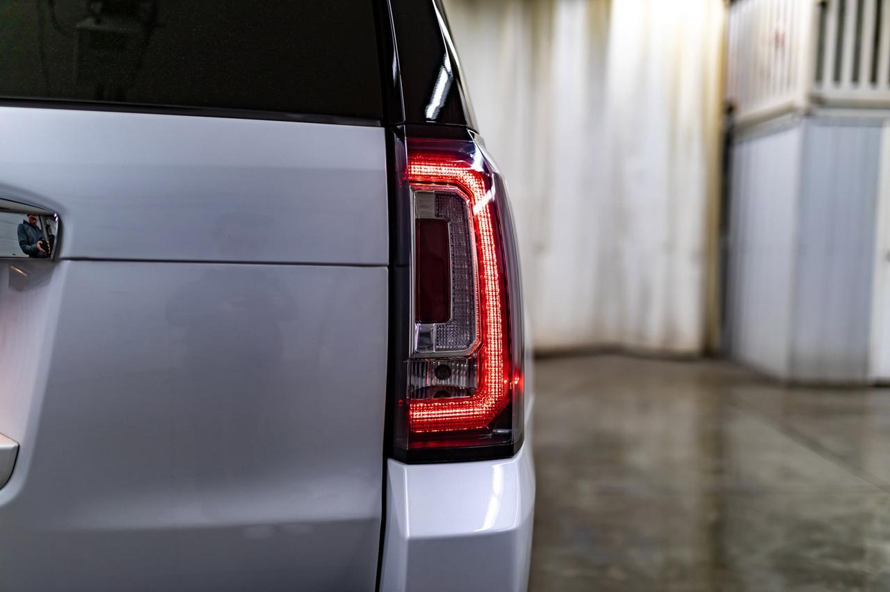 2017 GMC Yukon AWD Denali Leather Roof Nav BCam TV Red Deer AB