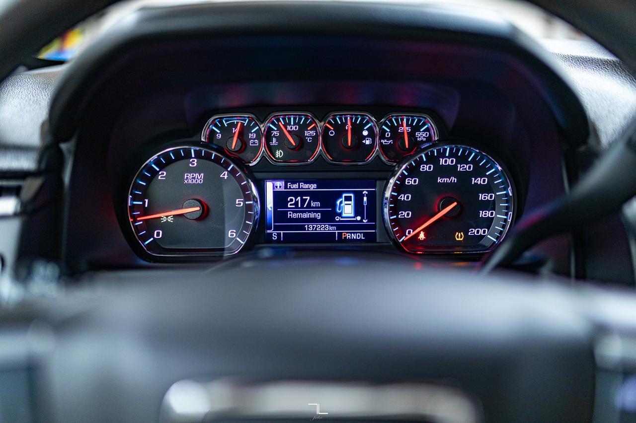 2017 GMC Yukon AWD SEL BCam Red Deer AB