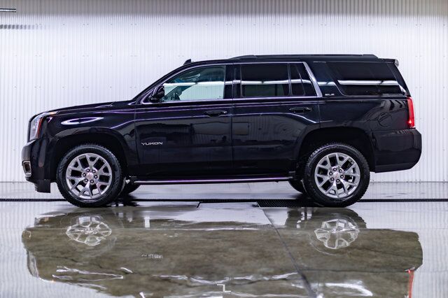2017 GMC Yukon AWD SEL BCam Red Deer AB