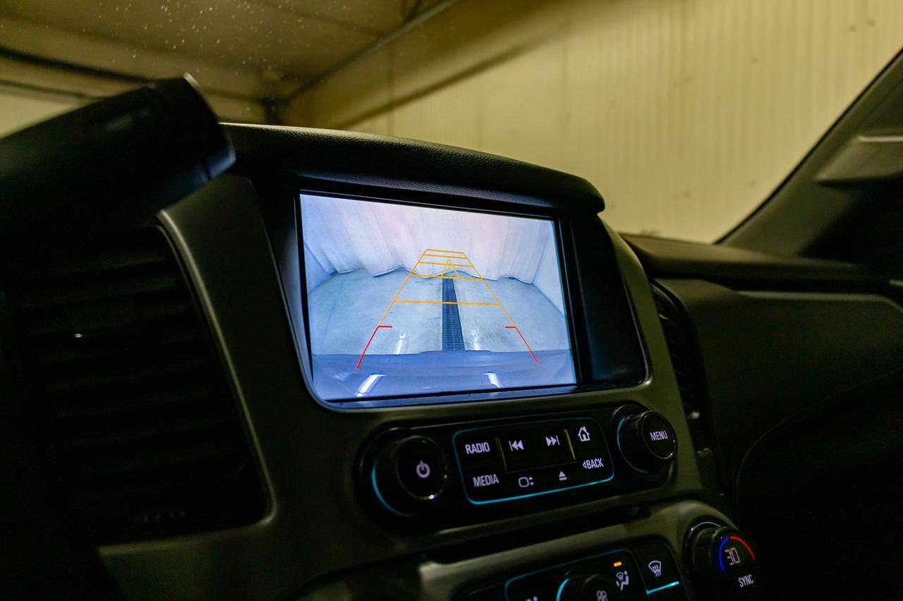 2017 GMC Yukon AWD SLE 3rd Row BCam Red Deer AB