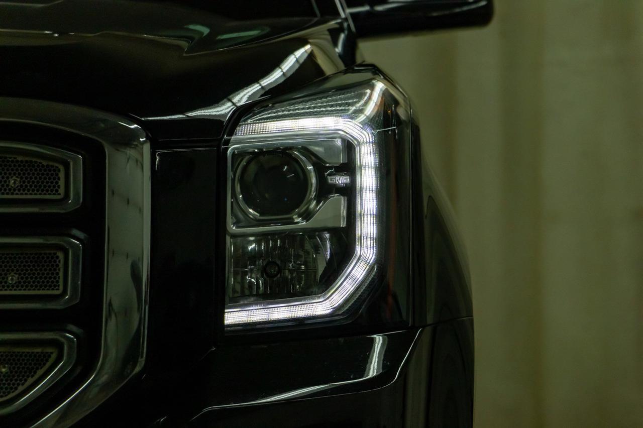 2017 GMC Yukon AWD SLE 3rd Row BCam Red Deer AB