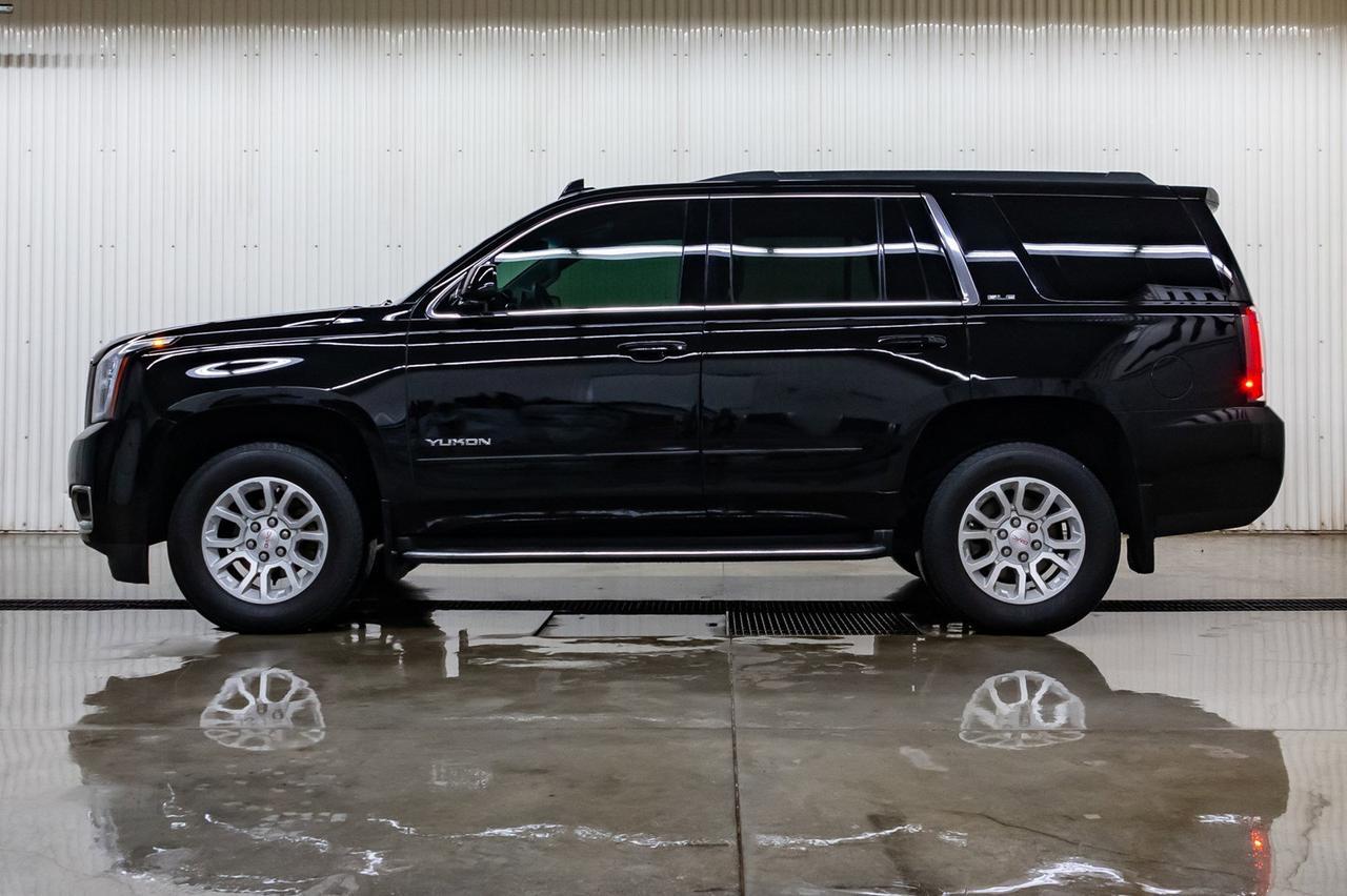 2017 GMC Yukon AWD SLE 3rd Row BCam Red Deer AB