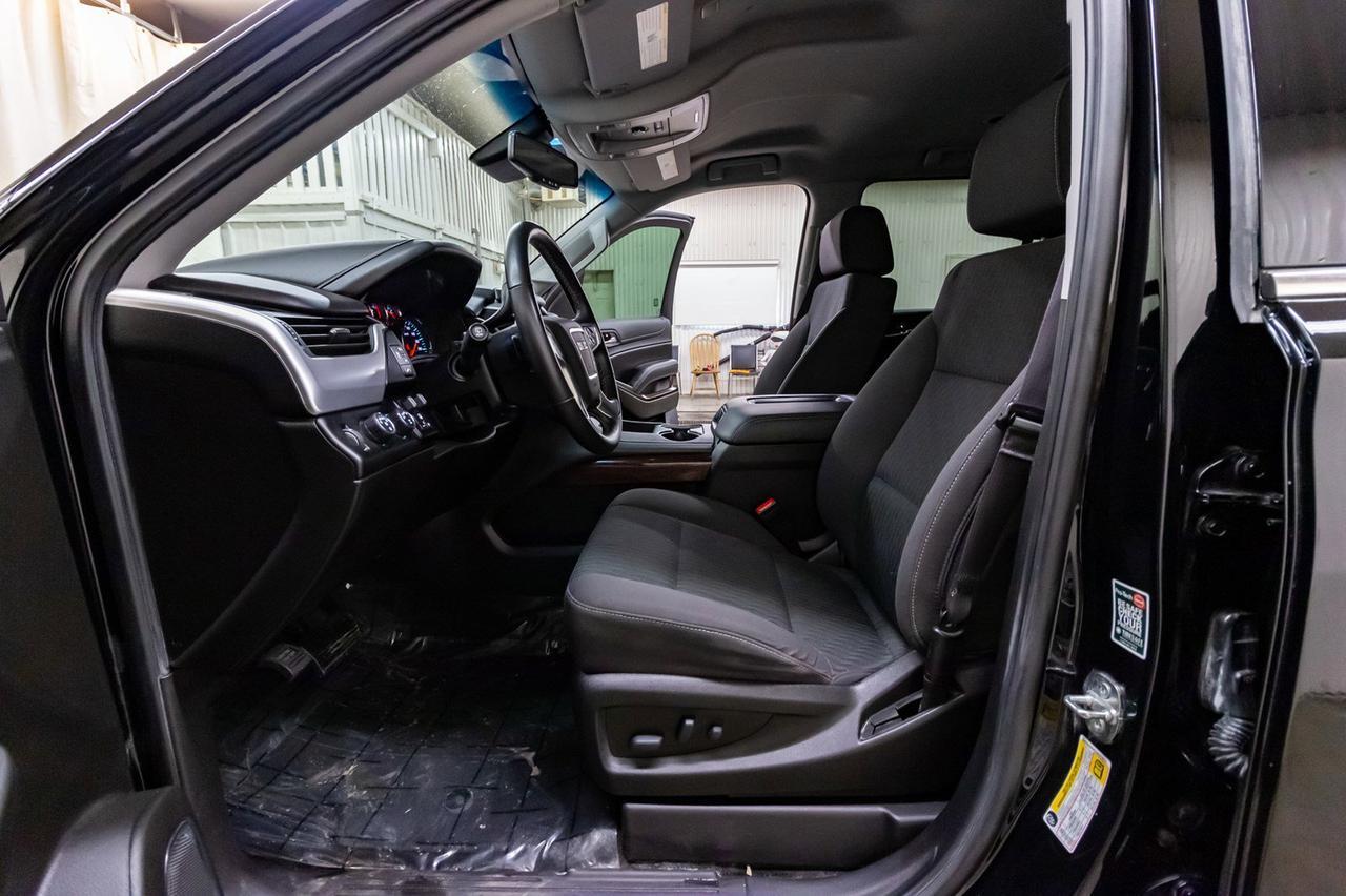 2017 GMC Yukon AWD SLE 3rd Row BCam Red Deer AB