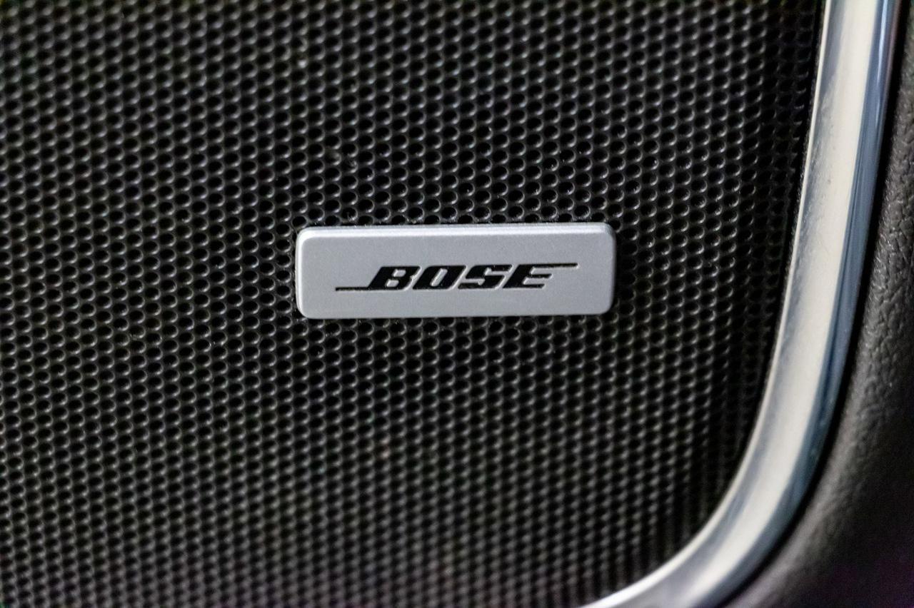 2017 GMC Yukon AWD SLE 3rd Row BCam Red Deer AB