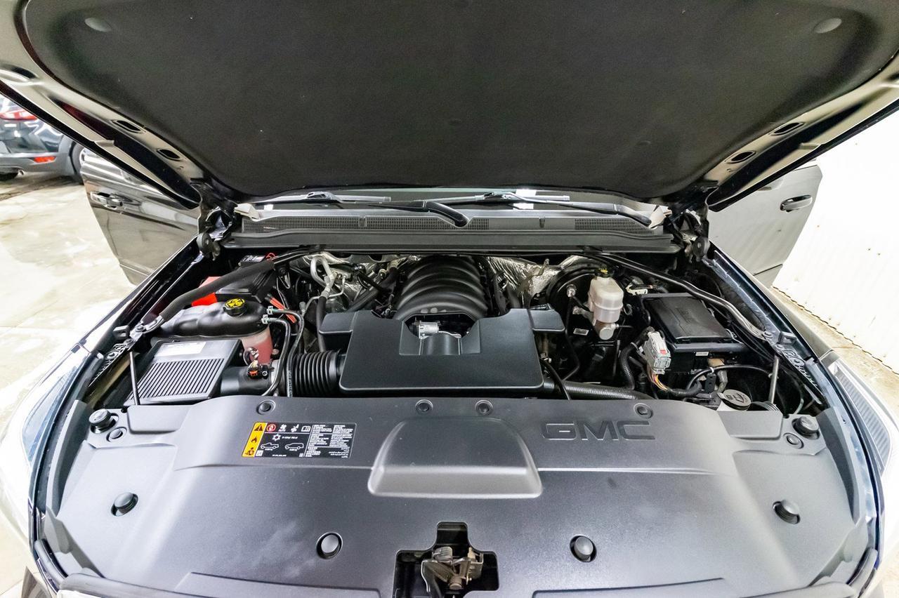 2017 GMC Yukon AWD SLE 3rd Row BCam Red Deer AB