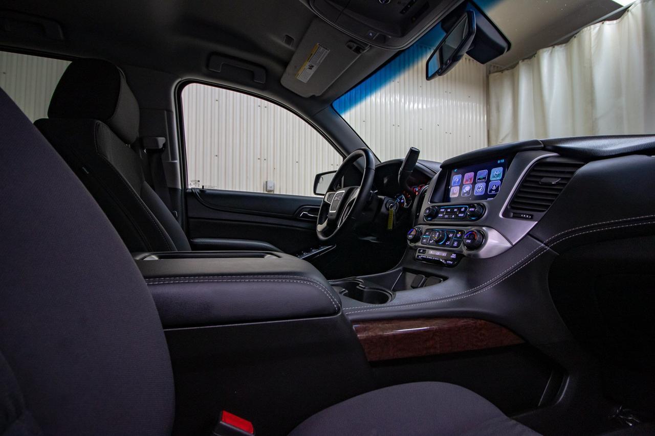 2017 GMC Yukon AWD SLE BCam 3rd Row Seating Red Deer AB