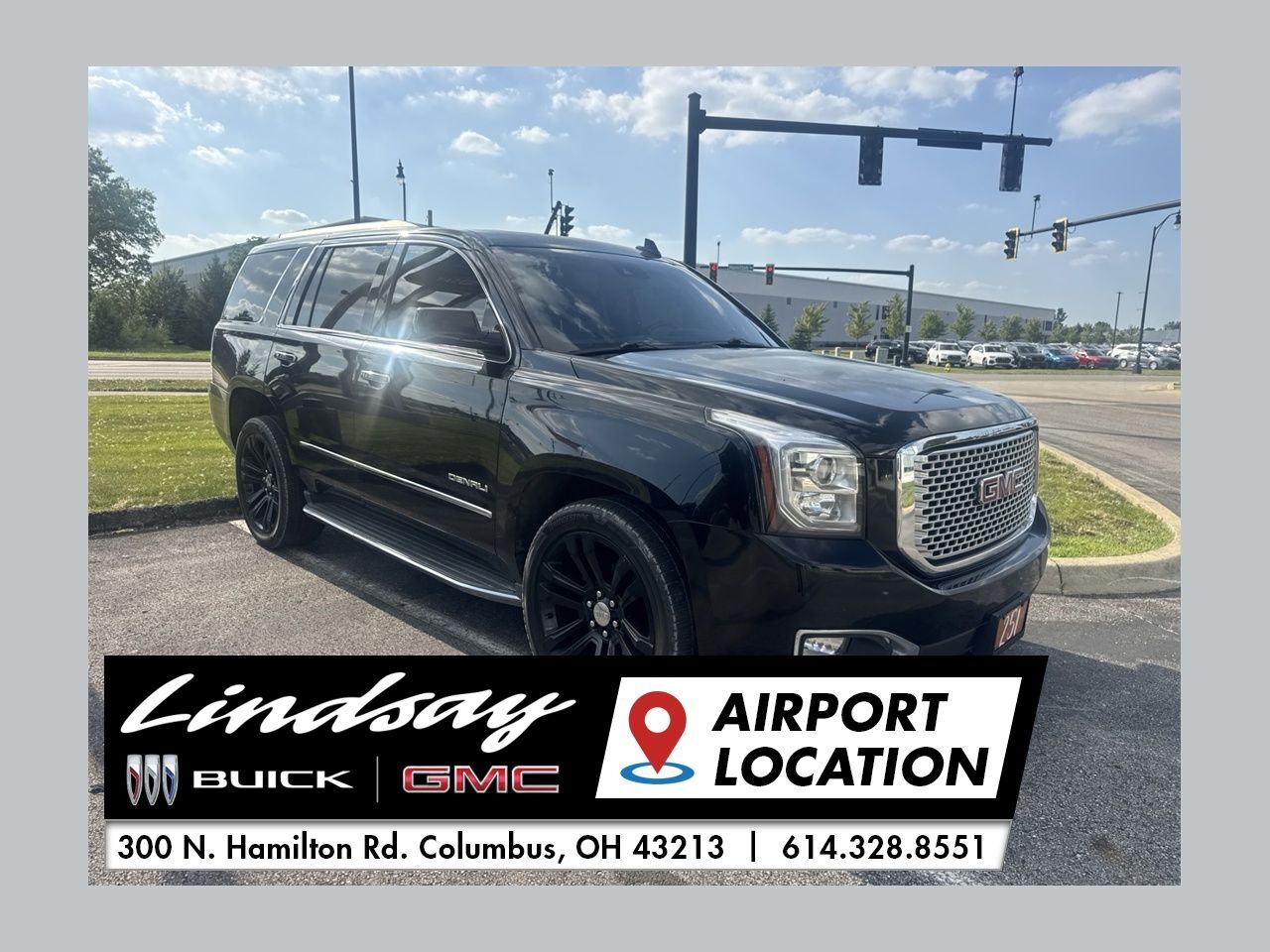 2017 GMC Yukon 4WD Denali's photo